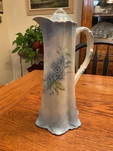 Vintage Porzellan Deutsch? Schokoladentopf mit blauen Blumen - signiert - Bild 1 von 13