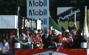 DIDIER PIRONI NIKI LAUDA TAMBAY CHAMPAGNE 35 MM DIAPOSITIVA FOTOGRAFIA 1982 GP britannico - Foto 1 di 3