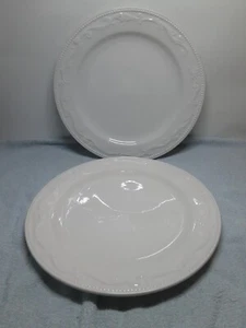 Set Of 2 Mesa International Embossed Dots & Scrolls 12" Dinner Plates - Picture 1 of 5