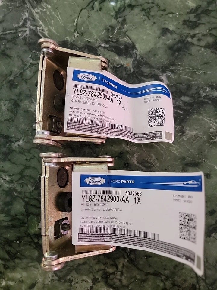 2001-2012 Ford Escape & Mercury Mariner Lift Gate Hinges YL8Z7842900AA  (2 NEW) - Image 1 of 2