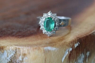 14k White Gold Diamond Claw Prong Emerald Gemstone Engagement Halo Ring Size 8 - Image 1 of 4