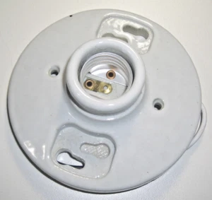 UN SOPORTE DE LÁMPARA DE CERÁMICA DE 2 HILOS MODELO LEVITON: NOM057 660W 250V ¡NUEVO!¡! - Imagen 1 de 4