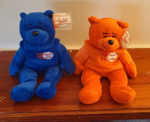 2 Nolan Ryan Express Career Set Plush Bears (#1866 & #939) Cover