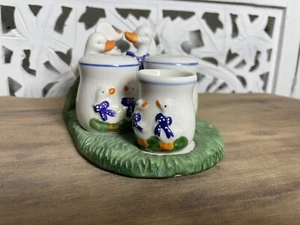 4 Piece Set Ceramic Ducks Geese Salt Pepper Shakers Toothpick Napkin Holder - Picture 1 of 13