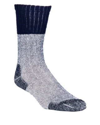 Realtree Men's / Women's Polyester Blend 4-Pack Gray/Black Thermal Socks: Large - Image 1 of 4