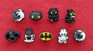 HOW TO TRAIN YOUR DRAGON rubber set of 9 shoe charms (TOOTHLESS & LIGHT FURY) - Picture 1 of 2