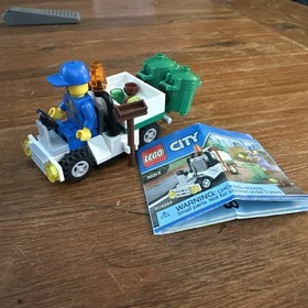 Lego CITY GARBAGE TRUCK 30313 WORKER RARE LIMITED RETIRED POLY BAG SET NEW