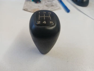 83 Nissan Pulsar used Floor Shift Knob USED 5 SPEED - Imagen 1 de 4