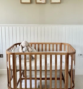 PETITE AMÉLIE - OVAL COT COCOON | 60 X 120 CM | WALNUT (SOLD WITH FOAM MATTRESS) - Picture 1 of 4