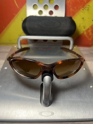 Gafas de sol Oakley Minute 1.0 Gen 1 oro tortuga iridio. De colección Foto 1 de 4