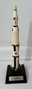 Vintage 1960s APOLLO SATURN V Rocket Desk Model GARDNER & ASSOC. FL. - Picture 1 of 6