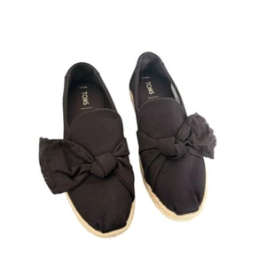 TOMS Womens 6.5 Bow Toe Slip On Espadrille Loafers Black Canvas Shoes Preppy - Picture 1 of 12