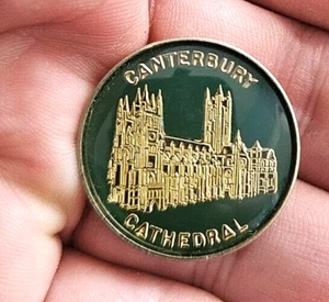 Canterbury Cathedral Pinback it was a glorious place of worship - Picture 1 of 2