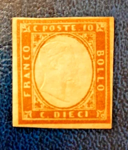 1855 SARDEGNA CENT. 10 NUOVO TRACCIA DI LINGUELLA MHL* OTTIMI MARGINI FIRMATO - Foto 1 di 2