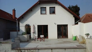 TRAUMHAUS UNGARN österr.Grenze zu vermieten TOP LAGE 211 m2 WFL; Grund 2543 m2 - Bild 1 von 24