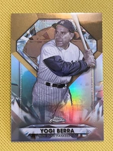 Tarjeta 2022 Topps cromo refractor Yogi Berra Yankees Diamond Greats # DGC-40 - Imagen 1 de 4