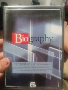 Biography - Mother Teresa: A Life of Devotion (A&E DVD Archives), - Foto 1 di 4