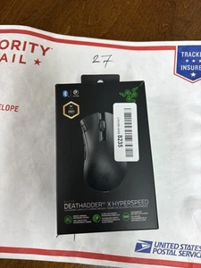 Razer Deathadder V2 X Hyperspeed Award-Winning Ergonomic Design - Picture 1 of 4