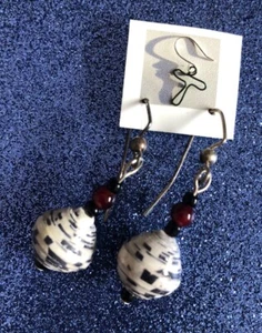 Drop Dangle Earrings Beads on Wire Red Black & White Speckled Hook Insert New! - Picture 1 of 4