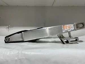 2011 HONDA CRF250R CRF450R OEM SWINGARM SUB-ASSY., #1213224 - Imagen 1 de 11