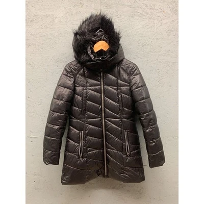 Женская черная куртка-пуховик с капюшоном Andrew Marc New York размер Small - Изображение 1 из 4