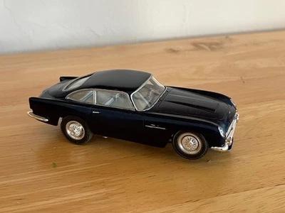 Coche Ranura Revell Aston Martin DB5 1/32 - Excelente Estado Foto 1 de 4