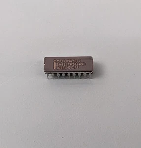 Intel MD8284A/B Clock Generator IC for 8086 8088 - Picture 1 of 5