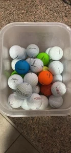 31 Titleist Golf Balls - Picture 1 of 2