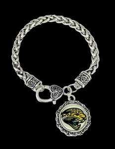 Football Bracelet, Football Round Charm Dangle Clasp Bracelet - - Bild 1 von 2