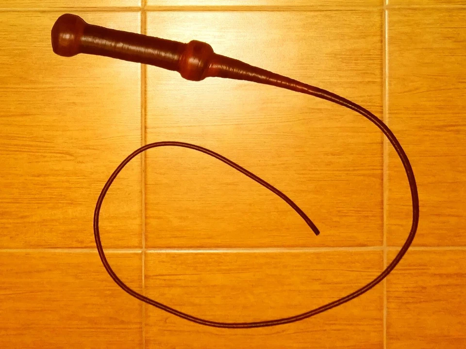 Bullwhip 4,6 pies de largo 140 cm de largo color: marrón Foto 1 de 1