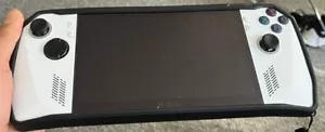 Asus ROG Ally Z1 Extreme 512 GB + SPIGEN Rugged Armor, Pouch and Screen Guard - Picture 1 of 8