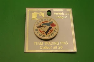TORONTO BLUE JAYS LAPEL PIN TEAM TRADING PINS 1" W - Picture 1 of 1
