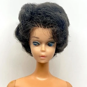 VINTAGE Brunette BUBBLECUT BARBIE Doll 1966 MATTEL - READ DESC. - Picture 1 of 11