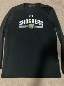 Wichita State Shockers Under Armour Men's Loose Fit Black Heatgear Top Size MD - Imagen 1 de 7