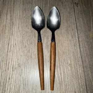 Vintage Teak Wood Handle Grapefruit Citrus Spoon Set Of 2 Made In Japan - Picture 1 of 6