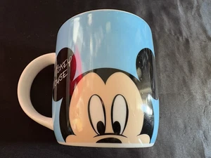 CUP / MUG: MICKEY MOUSE WITH BLUE BACKGROUND DISNEY - Picture 1 of 4