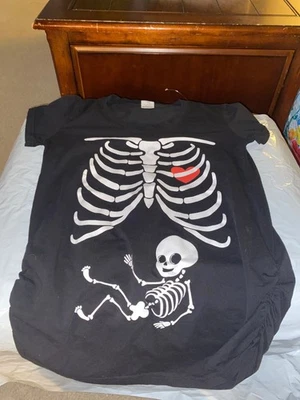 Silk Road Tees Mama Skeleton W/Baby T Shirt Maternity Top Size Medium Black  - Image 1 of 3