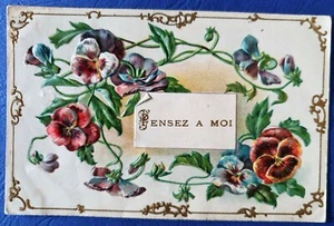 *CARTE POSTALE  EN RELIEF - PENSÉES - Picture 1 of 1