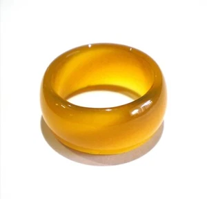 Beautiful Pattern Extra Wide Yellow Jade Band Ring Size 6.5 - Picture 1 of 2