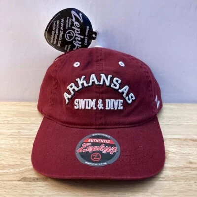 *NWT* ARKANSAS RAZORBACKS SWIM & DIVE Zephyr Red/White NCAA Strapback Hat (OSFM) - Image 1 of 4
