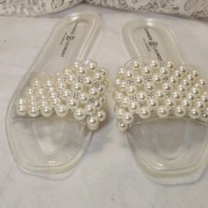 Chinese Laundry Size 8 Clear Jelly Slip On Flip Flops Flats White Pearls St - Picture 1 of 8