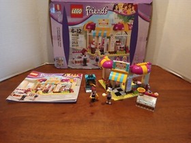 LEGO FRIENDS: Downtown Bakery (41006) - Instructions Included  253 Pieces Box