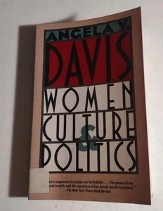 Women, Culture & Politics Paperback Book by Angela Y. Davis.  Vintage Books. - Foto 1 di 8