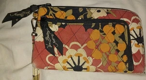Vera Bradley Wristlet Wallet, Preowned - Bild 1 von 14