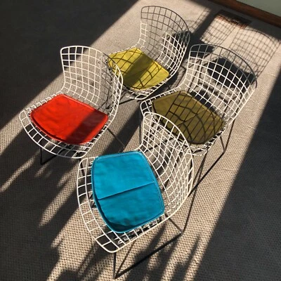 Детский стул Harry Bertoia модель 425, набор из 4 черно-белых, Knoll 1950-е - Изображение 1 из 4
