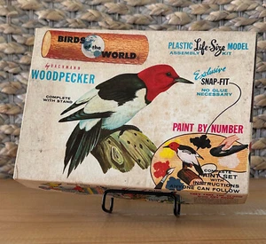 Kit Modelo Pájaro Carpintero Bachmann 9004-100 Vintage Aves del Mundo Plástico en Caja - Imagen 1 de 8