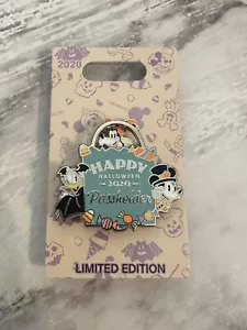 Neu Disney Parks Happy Halloween 2020 Mickey Donald Goofy Passhalter Pin LE 5000 - Bild 1 von 2
