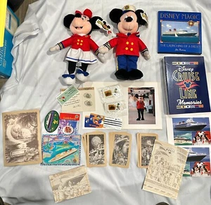 POSTALES DE DISNEY CRUISE TEMPORADA INAUGURAL MICKEY MINNIE PINS TODAS MOSTRADAS - Imagen 1 de 9
