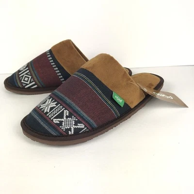 Artisan Mens Slippers Slip On Sz 9 Southwestern Print Brown Comfort Lounge NEW - Image 1 of 4