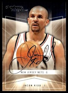 2004-05 Fleer SkyBox Autographics Baskeball Card Jason Kidd New Jersey Nets #59